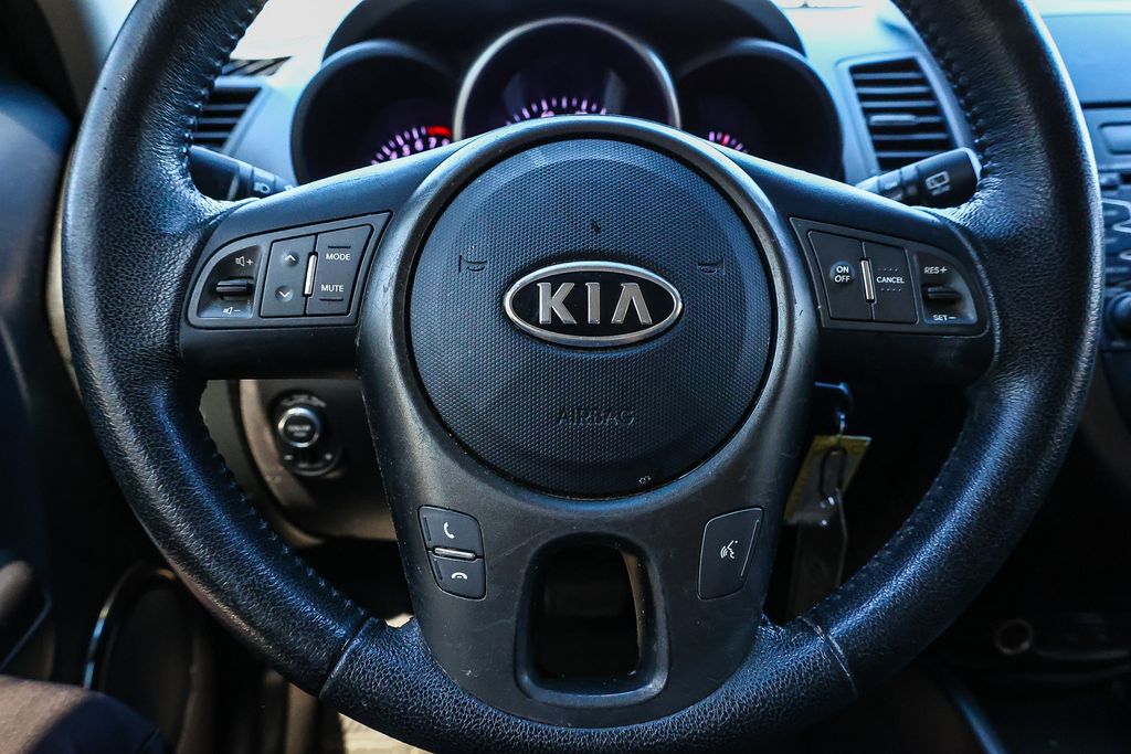 Thumbnail: 2012 Kia Soul - 27
