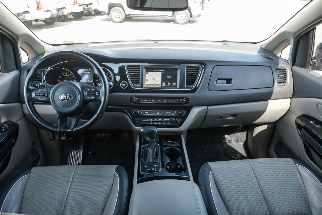 Thumbnail: 2018 Kia Sedona - 9