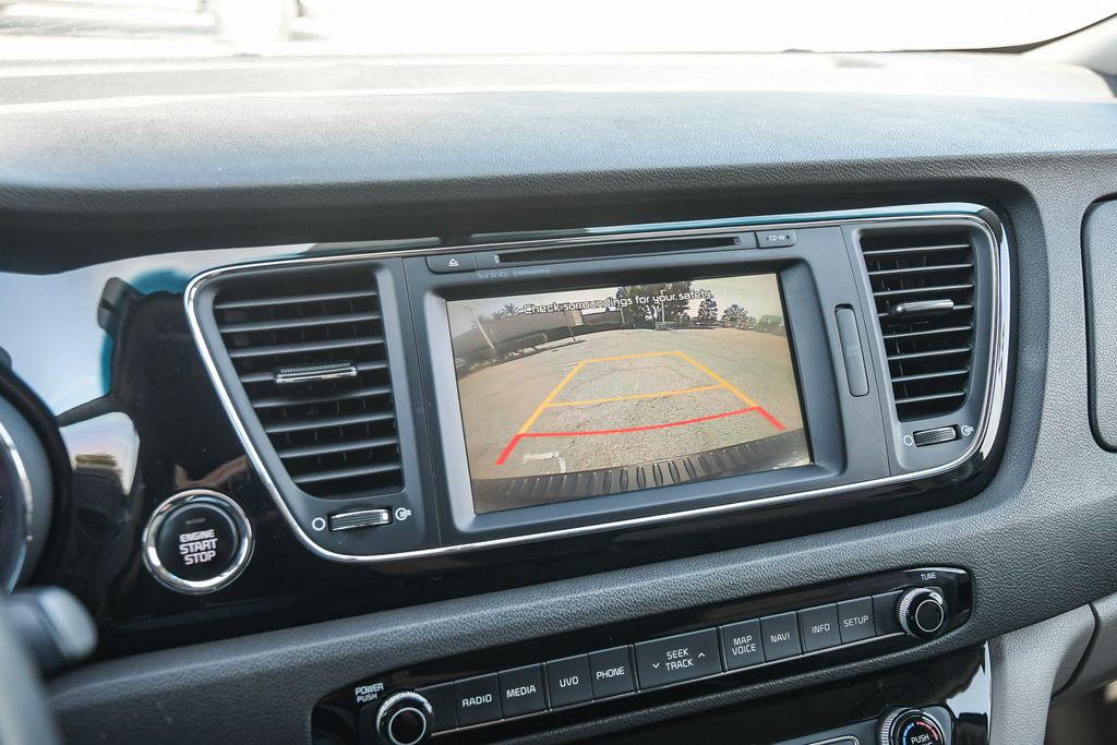 Thumbnail: 2018 Kia Sedona - 26