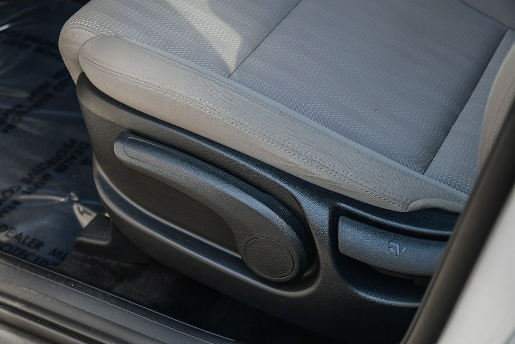 Thumbnail: 2021 Kia Sportage - 28