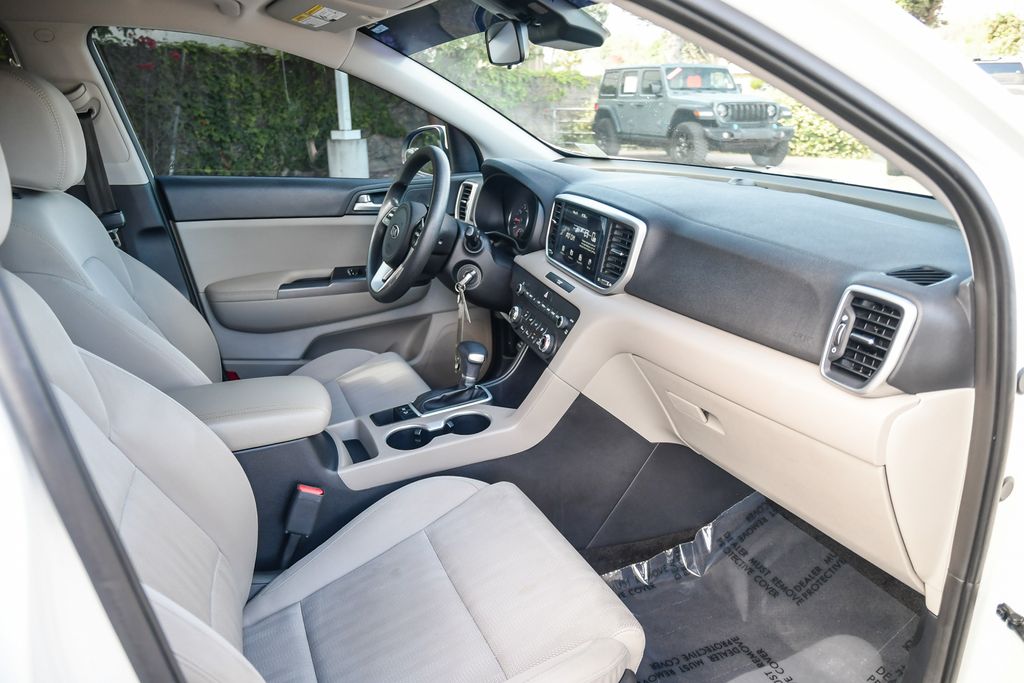 Thumbnail: 2021 Kia Sportage - 13