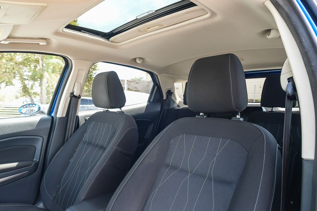Thumbnail: 2019 Nissan Rogue - 23