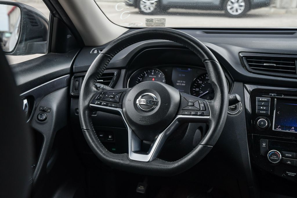 Thumbnail: 2020 Nissan Rogue - 2