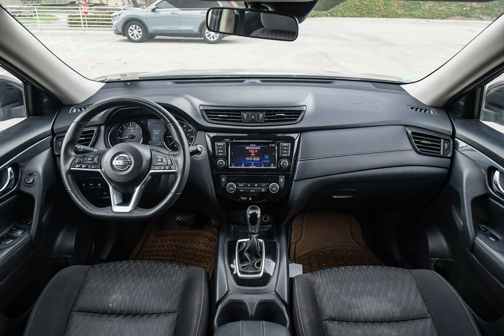 Thumbnail: 2020 Nissan Rogue - 6