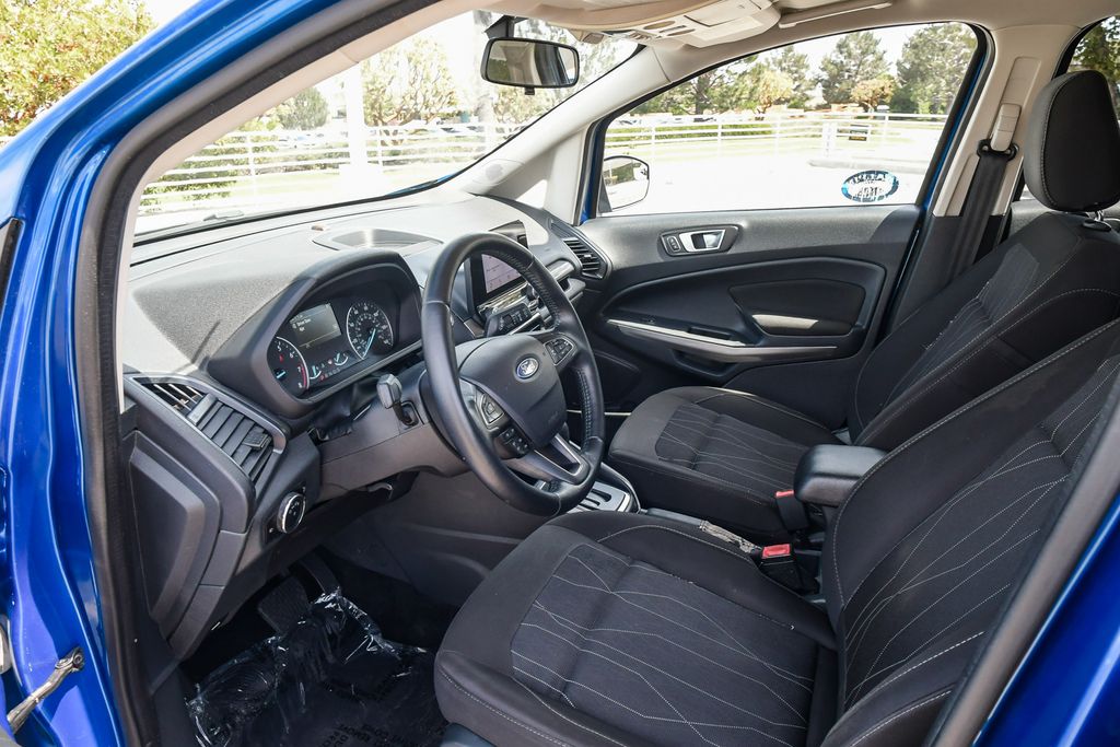 Thumbnail: 2018 Ford EcoSport - 11