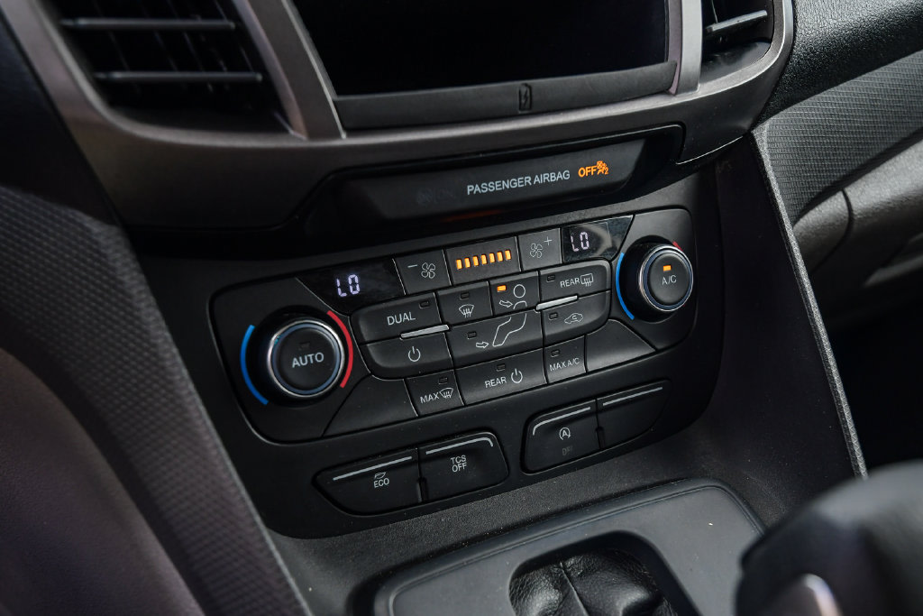 Thumbnail: 2020 Ford Transit Series - 30