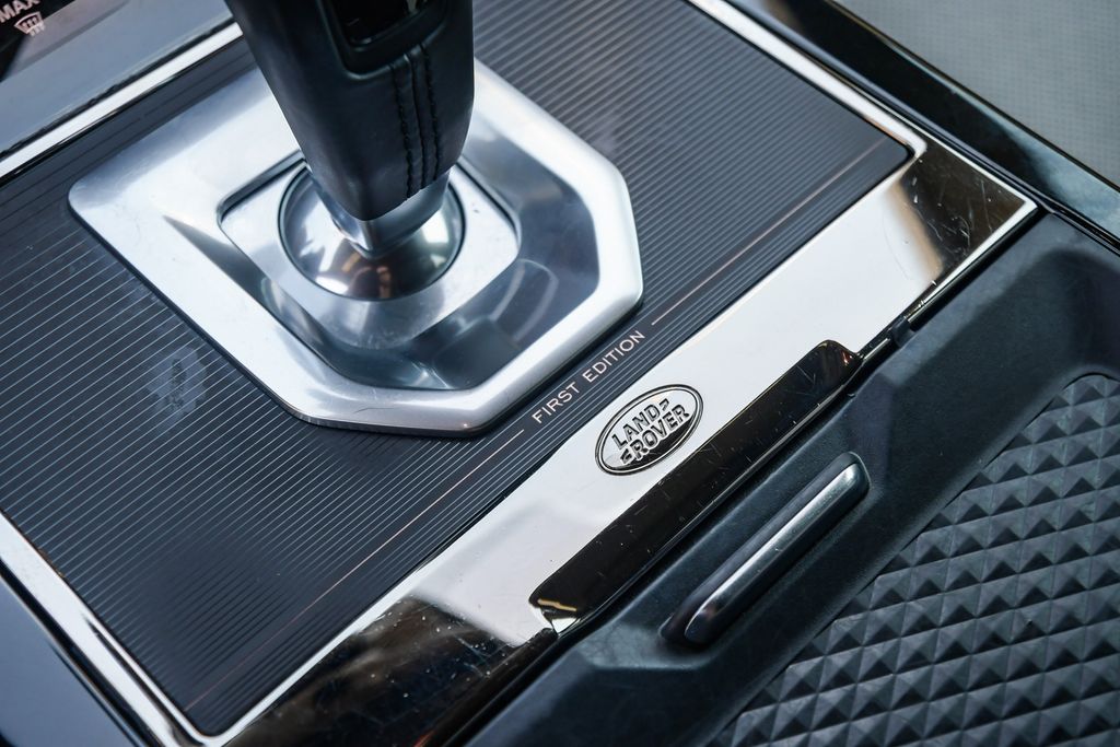 Thumbnail: 2020 Land Rover Range Rover Evoque - 23