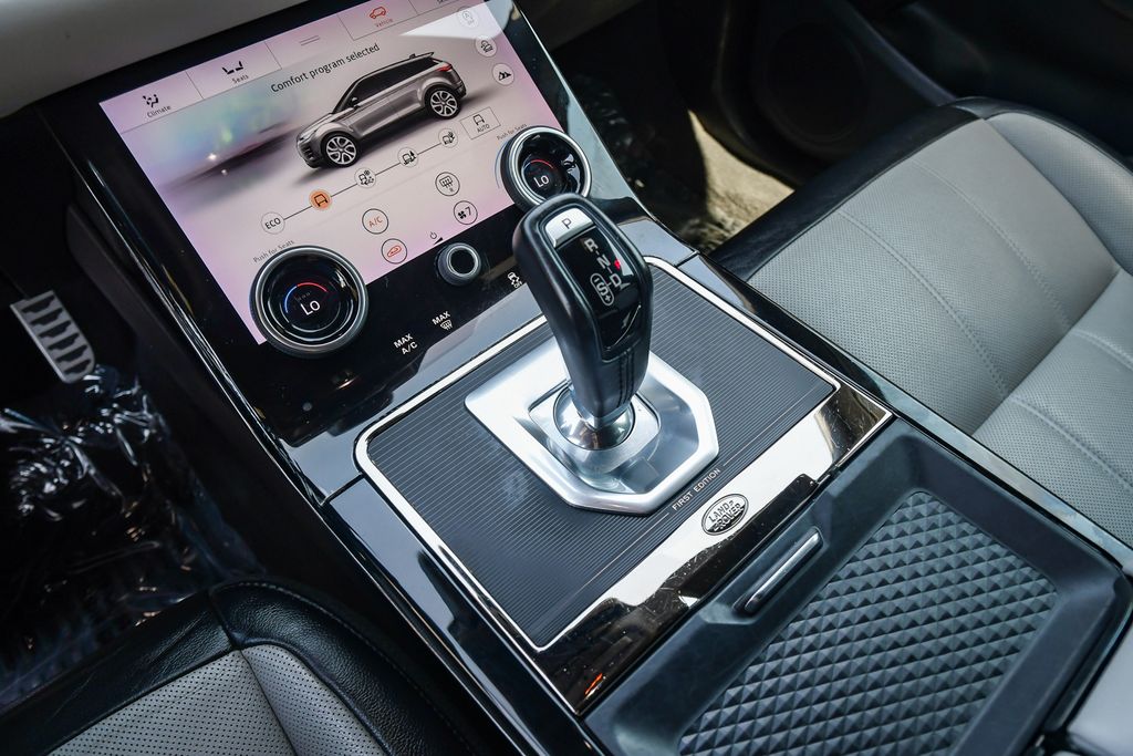 Thumbnail: 2020 Land Rover Range Rover Evoque - 14