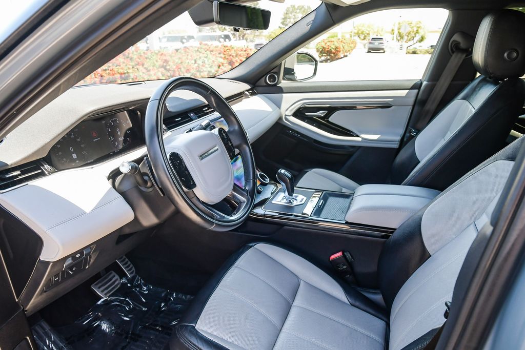 Thumbnail: 2020 Land Rover Range Rover Evoque - 11