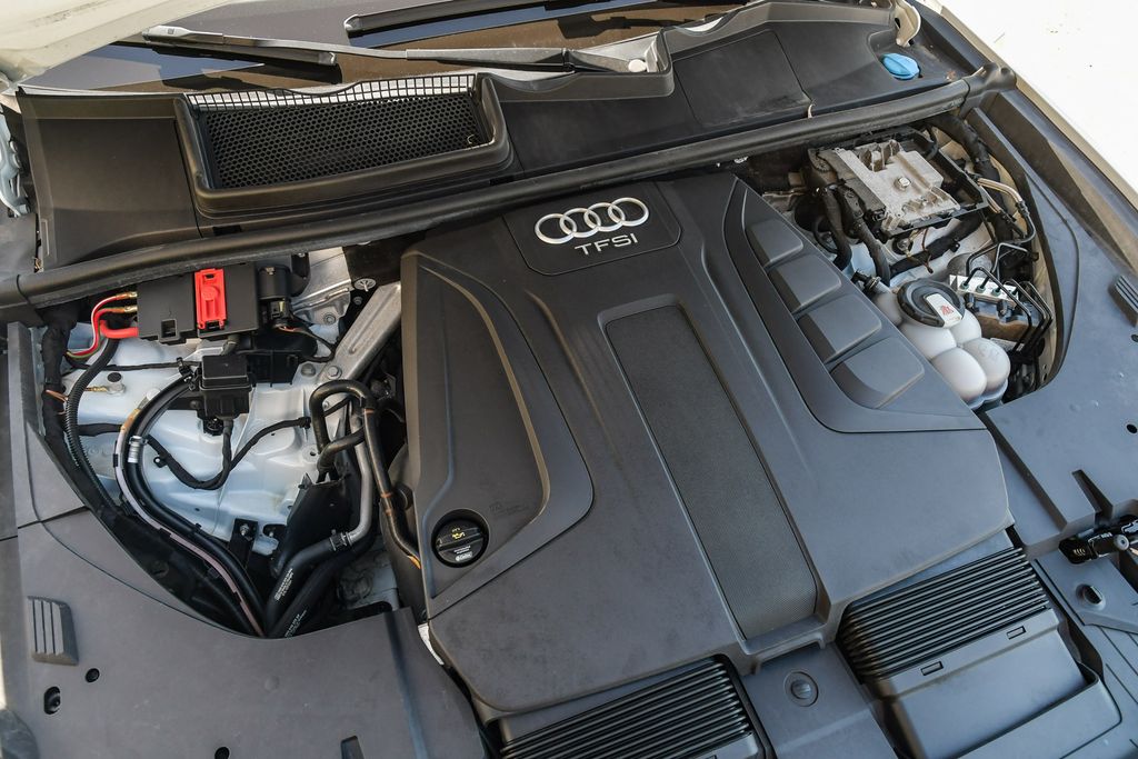 Thumbnail: 2018 Audi Q7 - 8