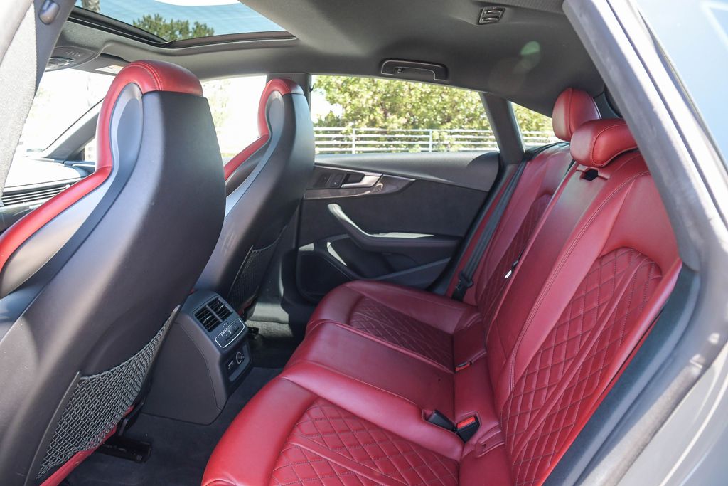 Thumbnail: 2019 Audi S5 - 12
