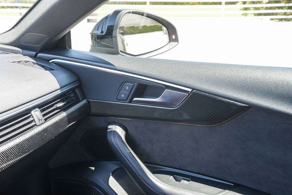 Thumbnail: 2019 Audi S5 - 28