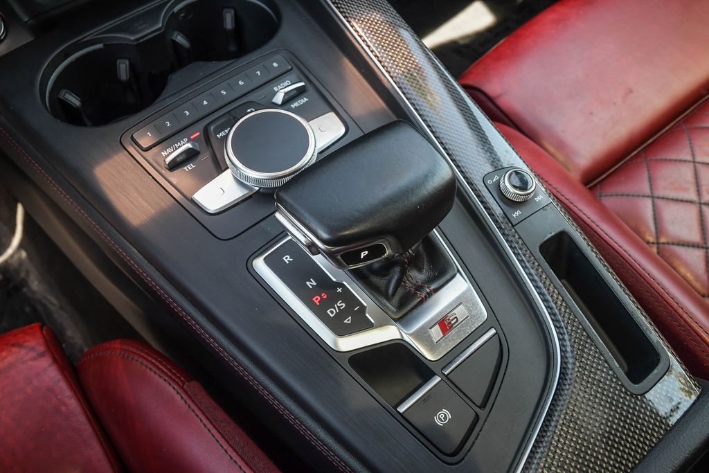 Thumbnail: 2019 Audi S5 - 14