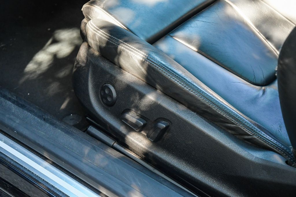 Thumbnail: 2012 Audi S5 - 28