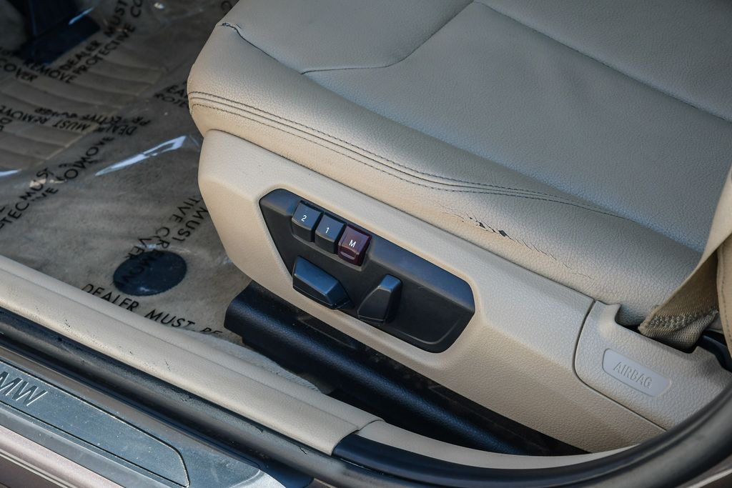 Thumbnail: 2014 BMW 3 Series - 25