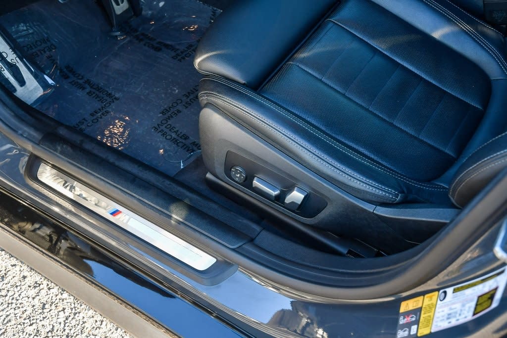 Thumbnail: 2023 BMW i4 - 32