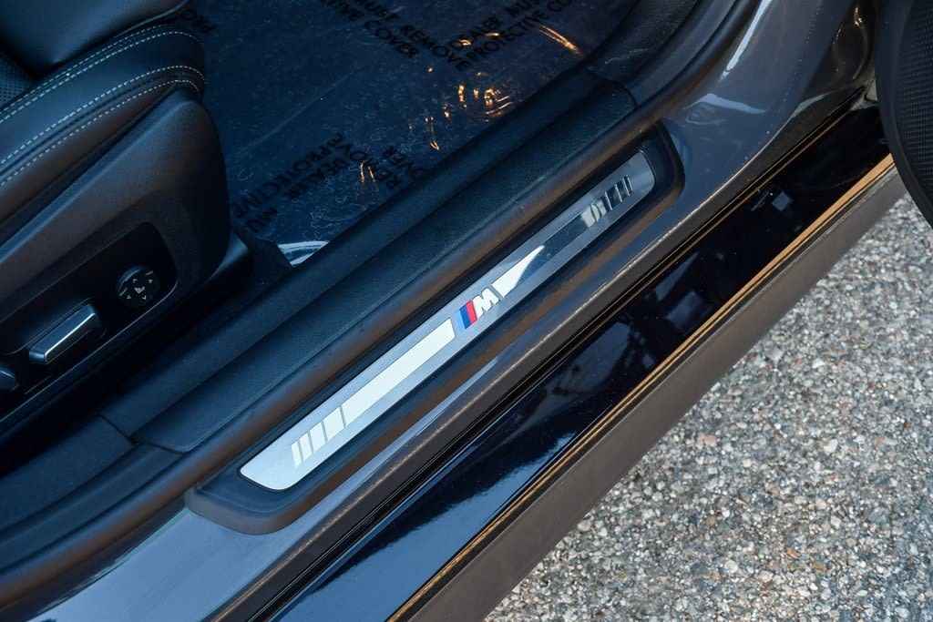 Thumbnail: 2023 BMW i4 - 12