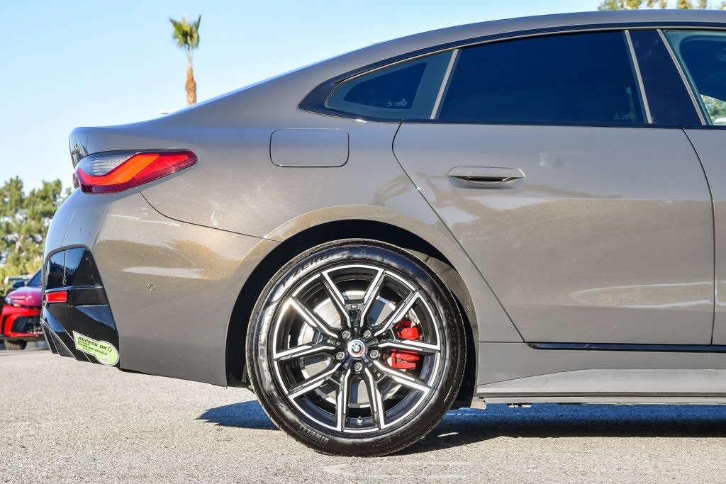 Thumbnail: 2023 BMW i4 - 7