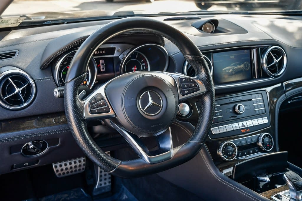 Thumbnail: 2018 Mercedes-Benz SL-Class - 2
