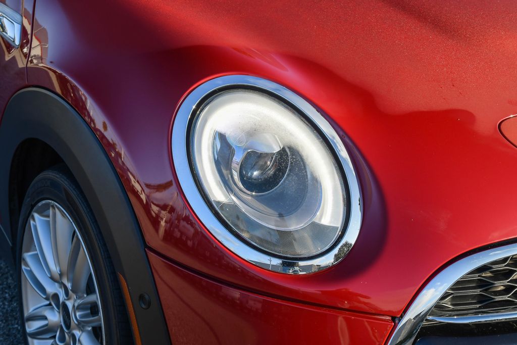Thumbnail: 2018 MINI Cooper - 17