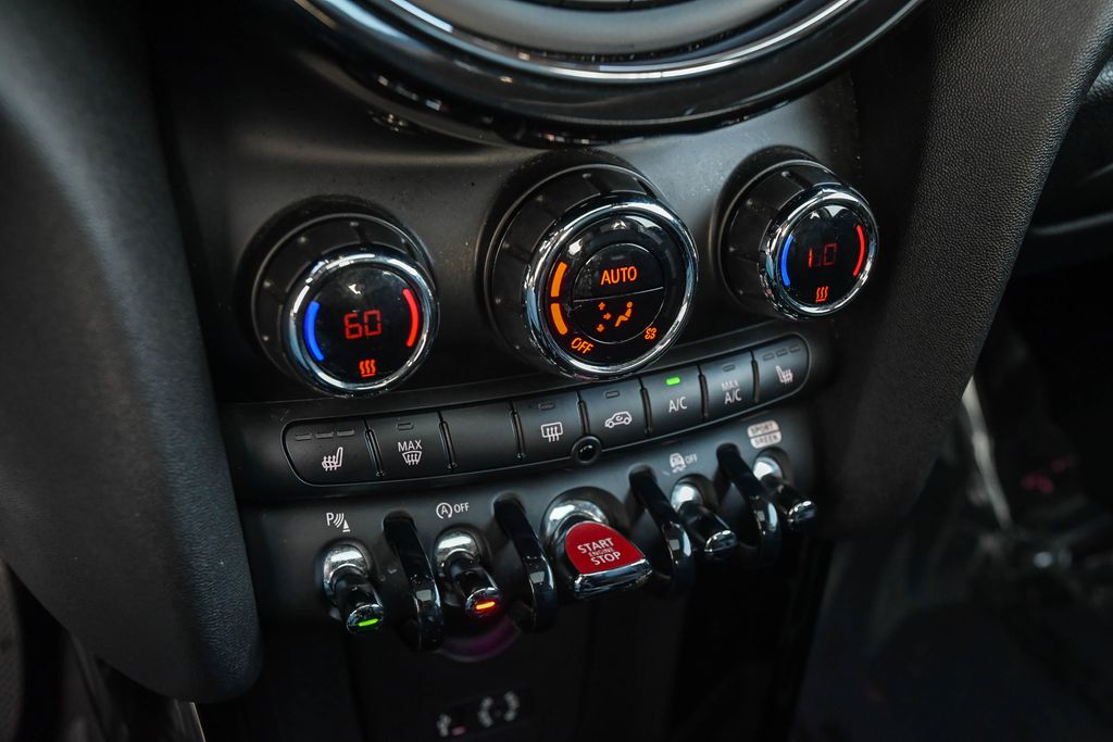 Thumbnail: 2018 MINI Cooper - 27