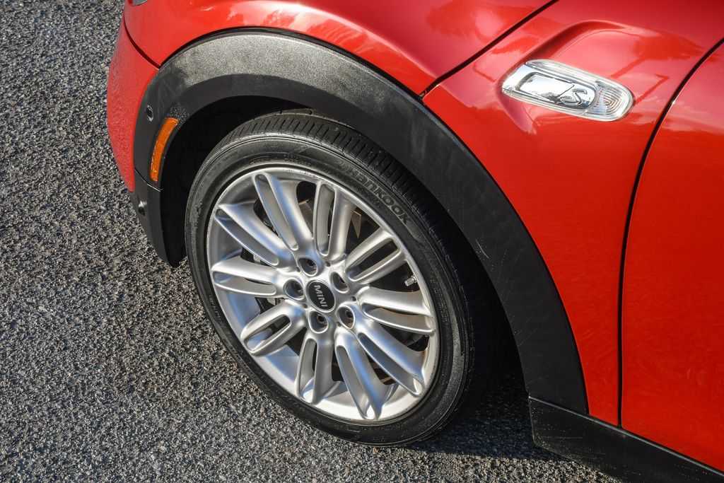 Thumbnail: 2018 MINI Cooper - 6