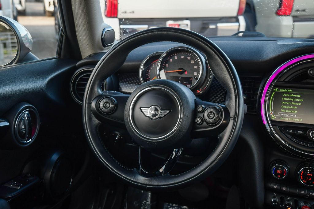 Thumbnail: 2018 MINI Cooper - 2