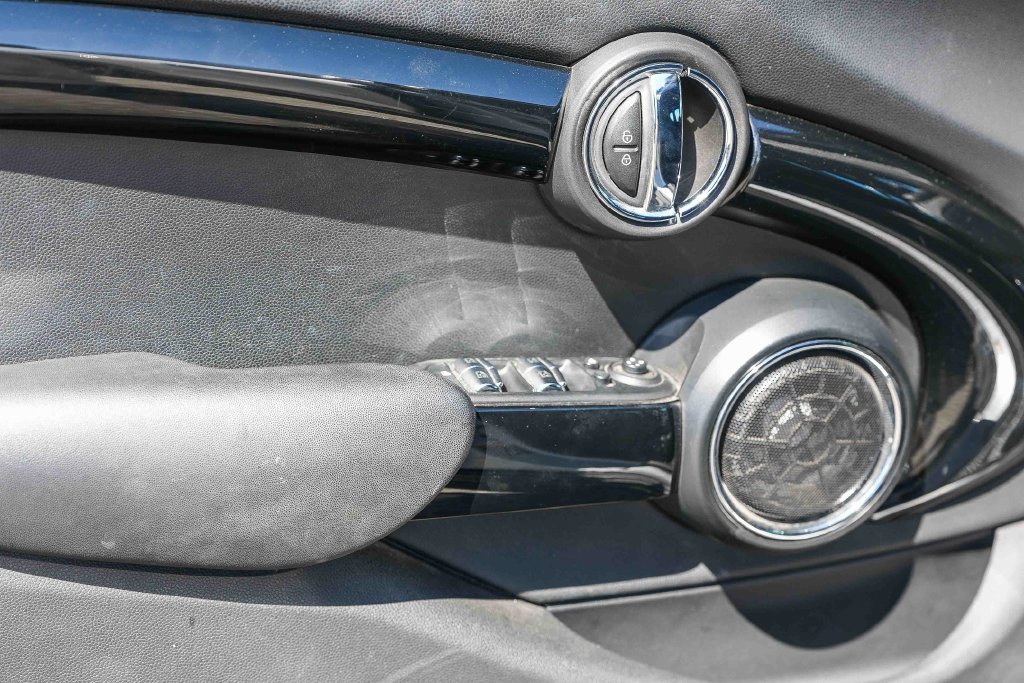 Thumbnail: 2017 MINI Cooper - 26
