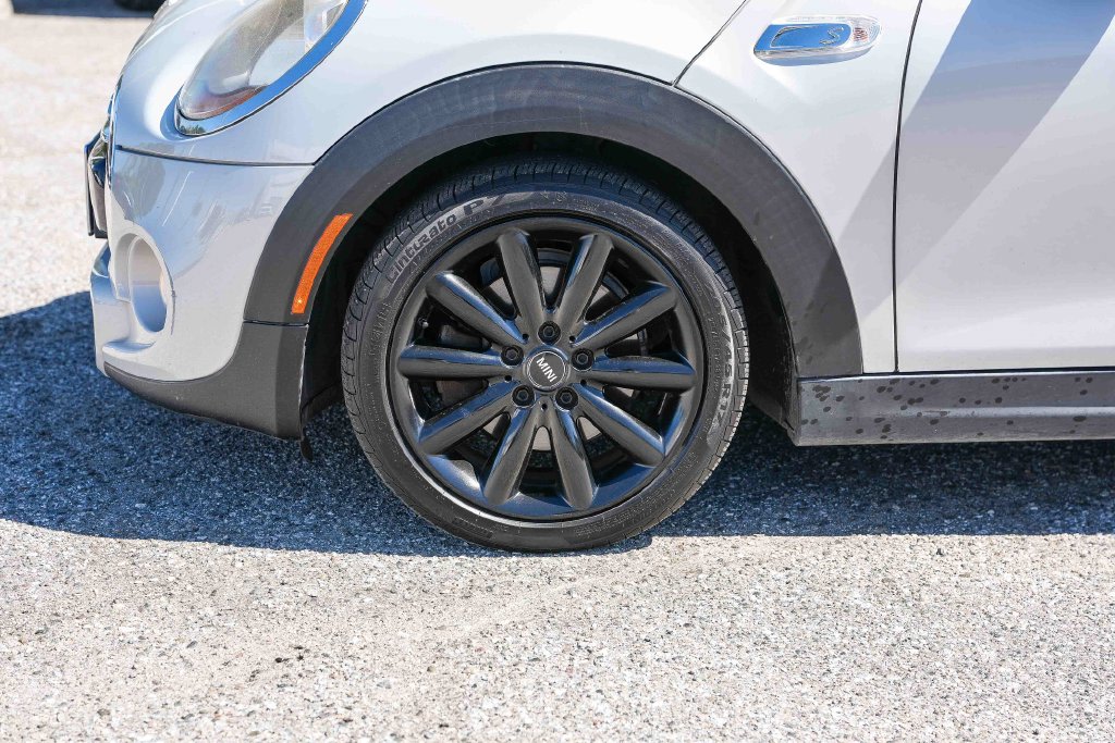 Thumbnail: 2017 MINI Cooper - 23