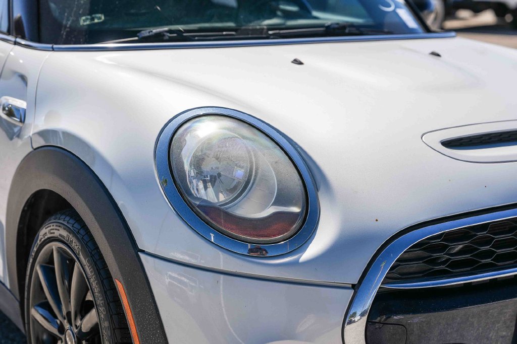 Thumbnail: 2017 MINI Cooper - 19