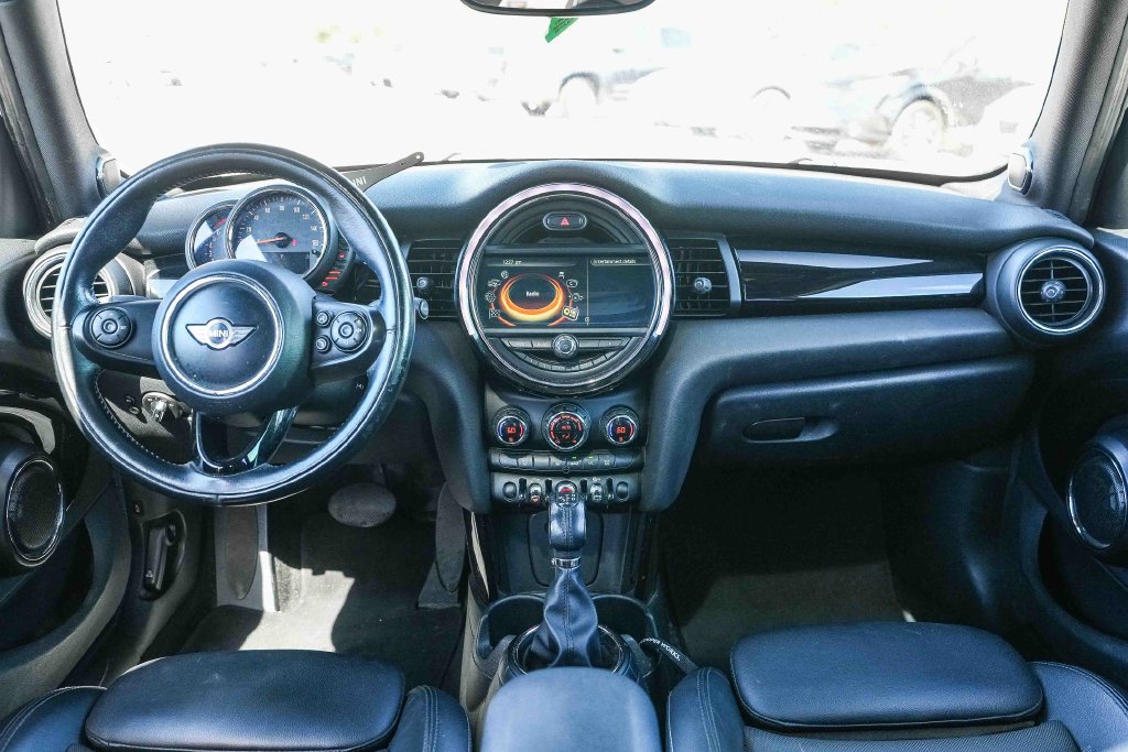 Thumbnail: 2017 MINI Cooper - 2