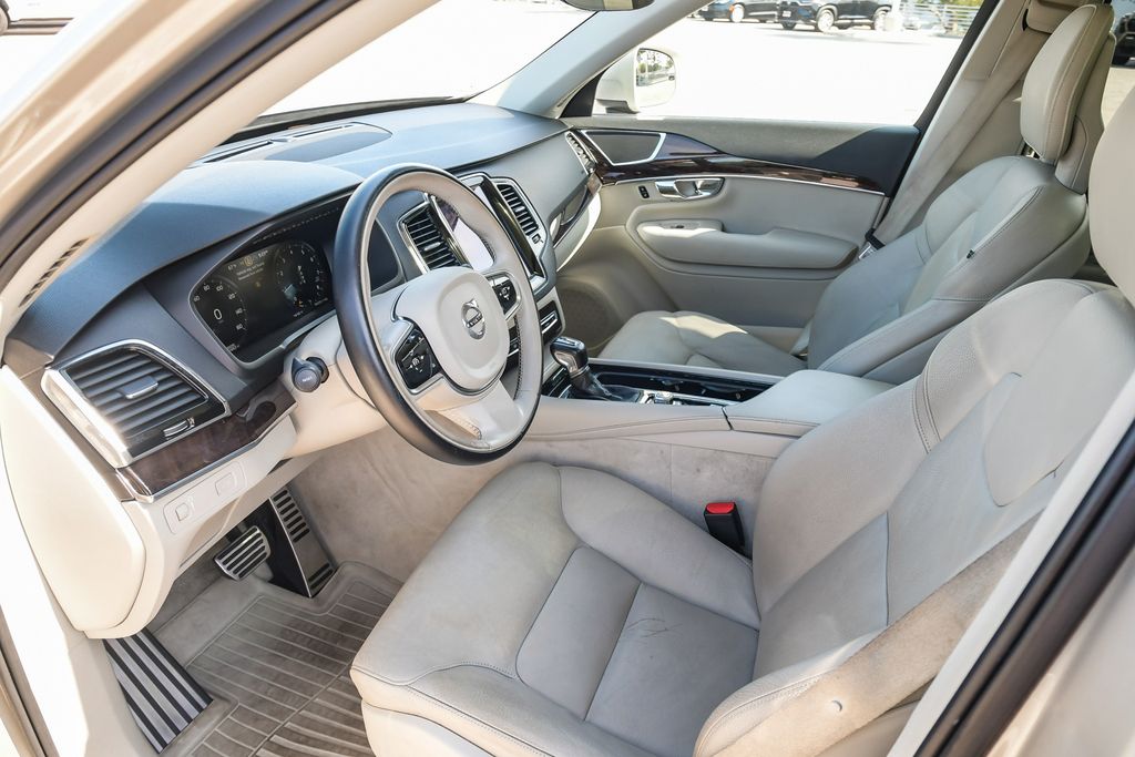 Thumbnail: 2016 Volvo XC90 - 11