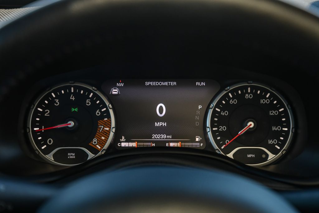 Thumbnail: 2021 Jeep Renegade - 15