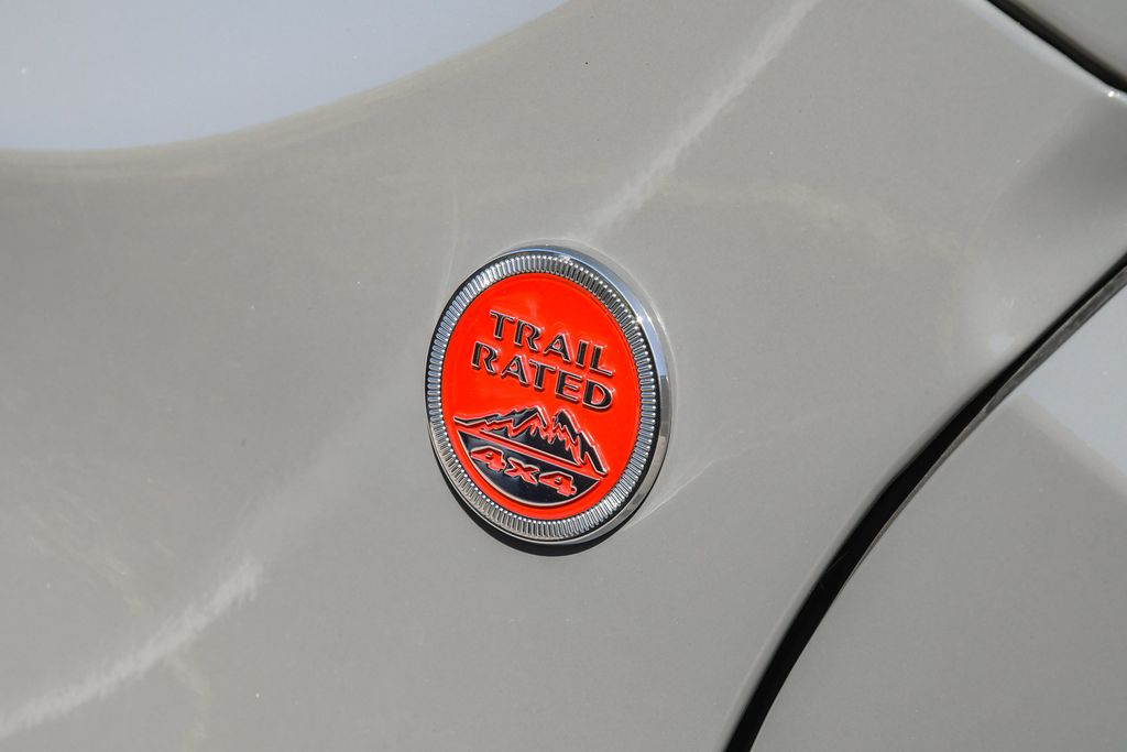 Thumbnail: 2021 Jeep Renegade - 22