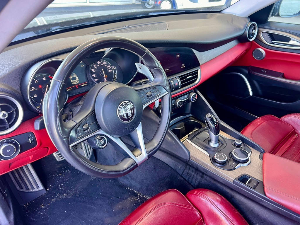 2017 Alfa Romeo Giulia Ti 2