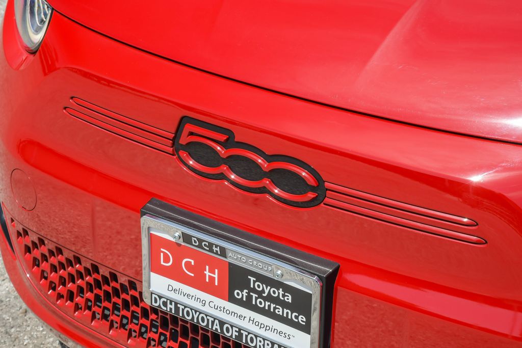 Thumbnail: 2024 Fiat 500e - 6