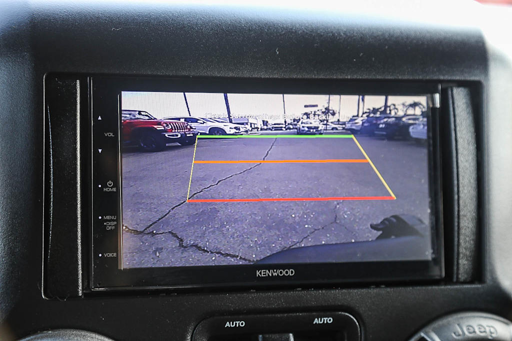 Thumbnail: 2017 Jeep Wrangler - 24