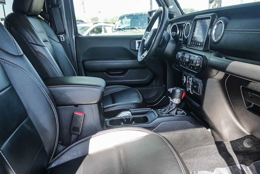 Thumbnail: 2021 Jeep Wrangler - 10