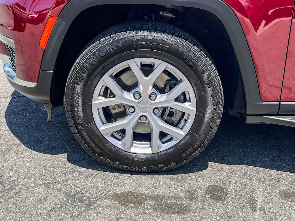 Thumbnail: 2022 Jeep Grand Cherokee L - 20