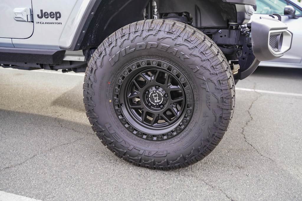 Thumbnail: 2024 Jeep Gladiator - 6