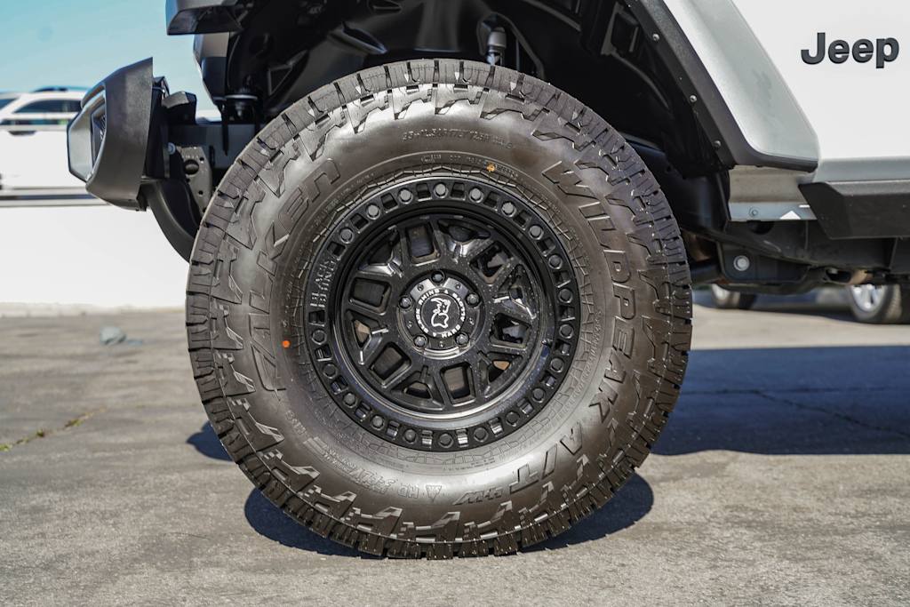 Thumbnail: 2024 Jeep Gladiator - 20