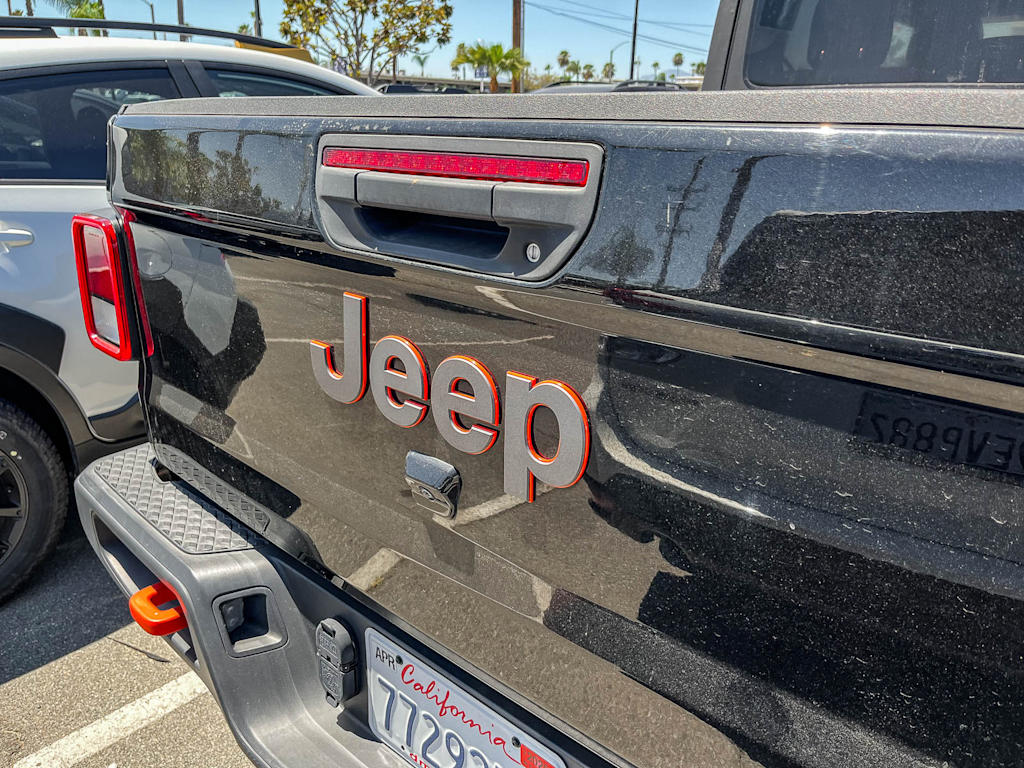 Thumbnail: 2022 Jeep Gladiator - 15