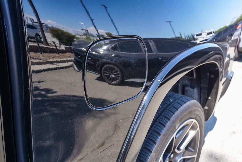 Thumbnail: 2019 RAM 1500 - 13