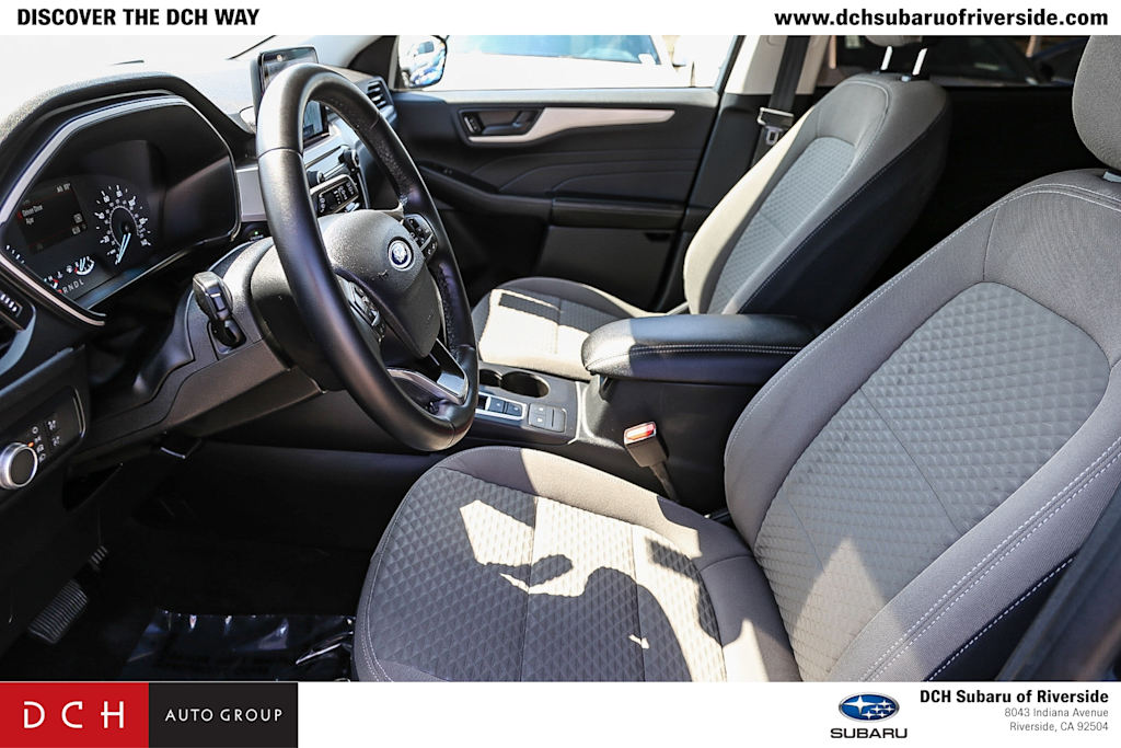 Thumbnail: 2022 Ford Escape - 11