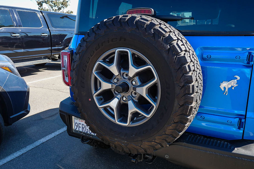 Thumbnail: 2023 Ford Bronco - 15