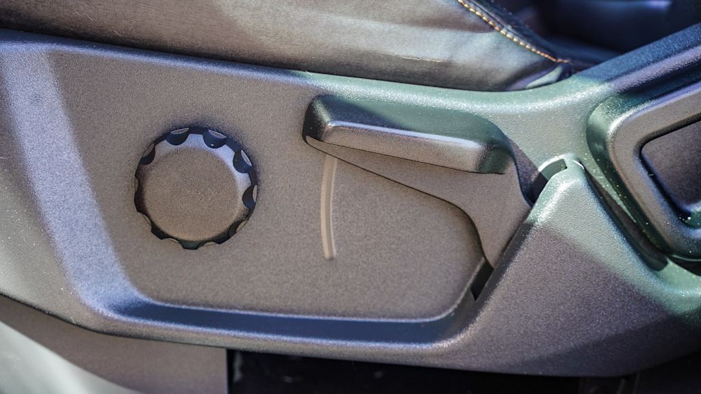 Thumbnail: 2021 Ford Bronco - 24