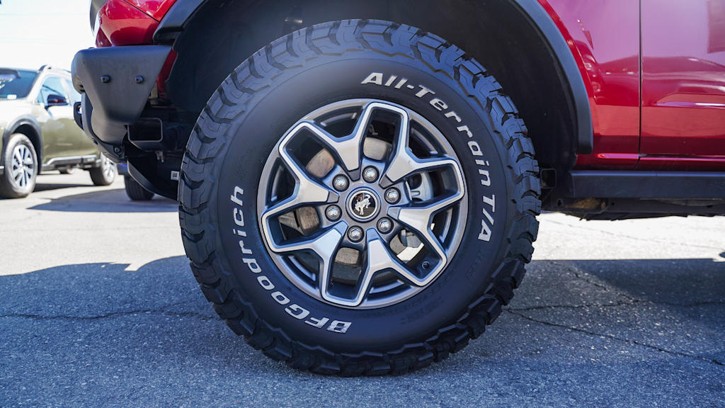 Thumbnail: 2021 Ford Bronco - 6