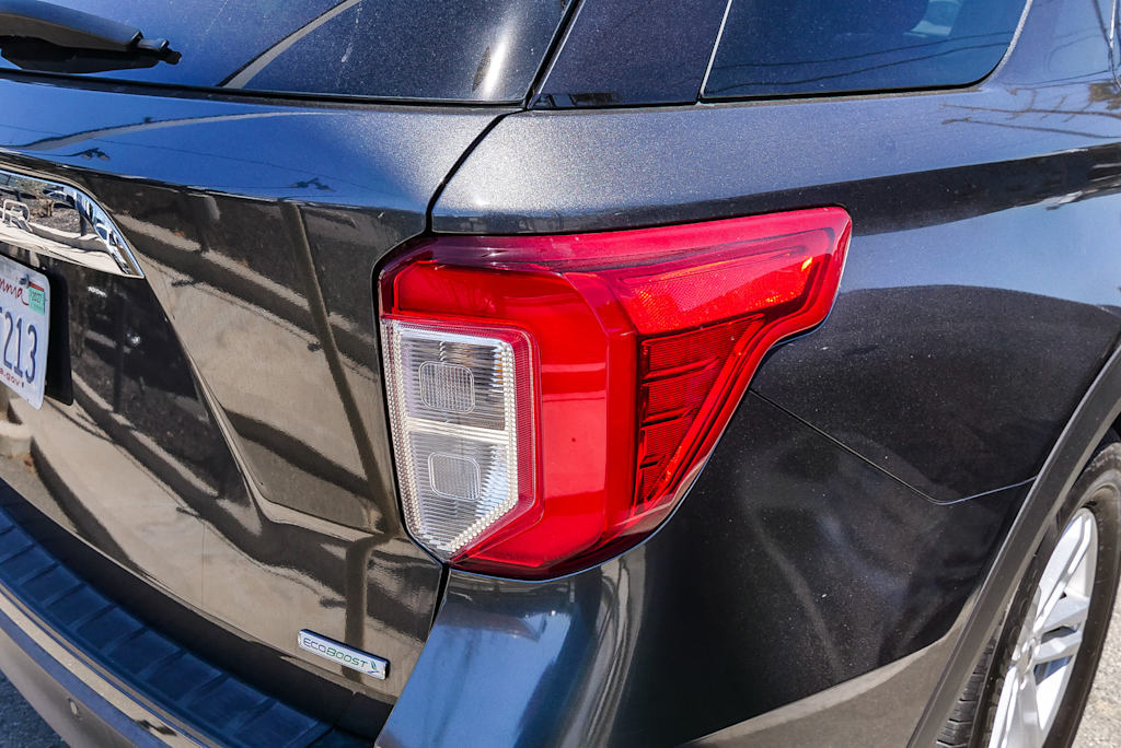 Thumbnail: 2020 Ford Explorer - 12