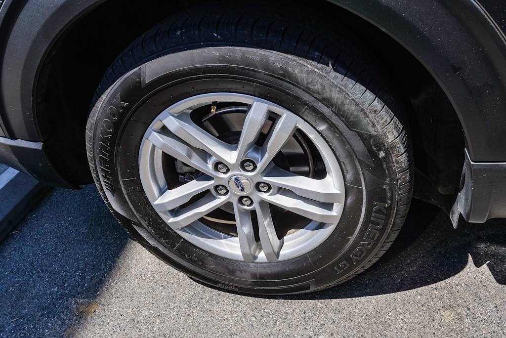 Thumbnail: 2020 Ford Explorer - 8