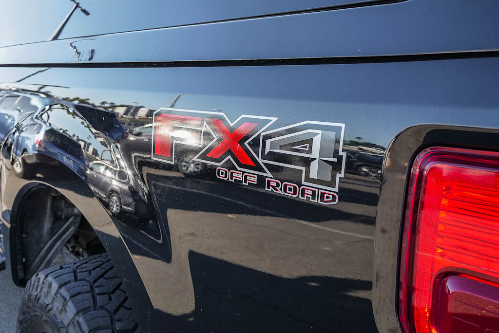 Thumbnail: 2021 Ford F-250 - 19